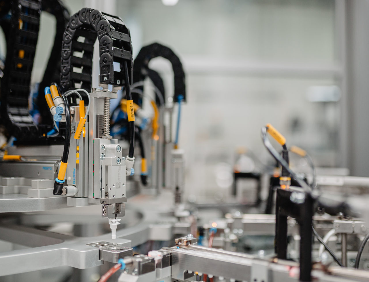 konstrukcja maszyn produkcyjnych dla małych i dużych firm MW Automatyka
